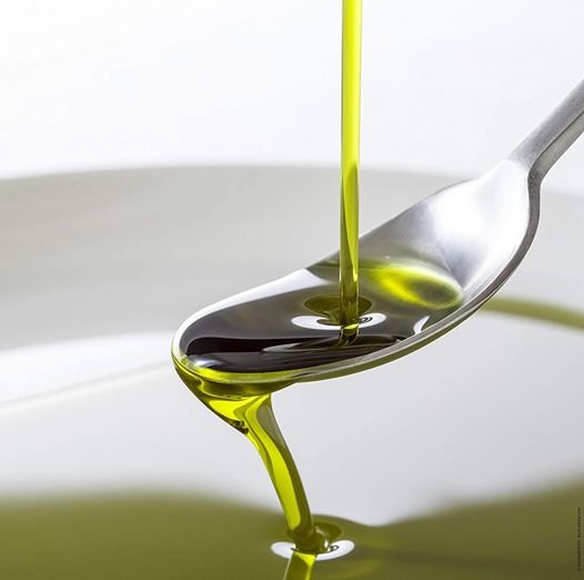 Razones para tomar una cucharadita diaria de Aceite de Oliva Virgen Extra en Ayunas